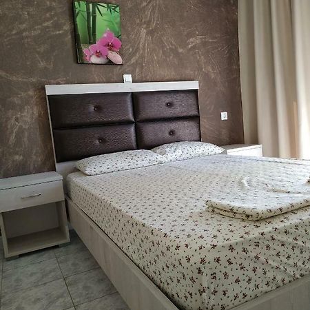 Lazaros Apartments Olympiakí Aktí Luaran gambar